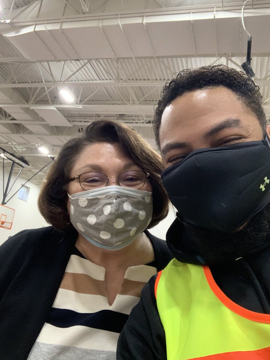 Thankful for the opportunity to volunteer and help vaccinate Powhatan on Sunday. Bonus , I saw one of my mentors Sandy Lynch, former PCPS Assistant Superintendent. #bethechange #NeverGiveUp
