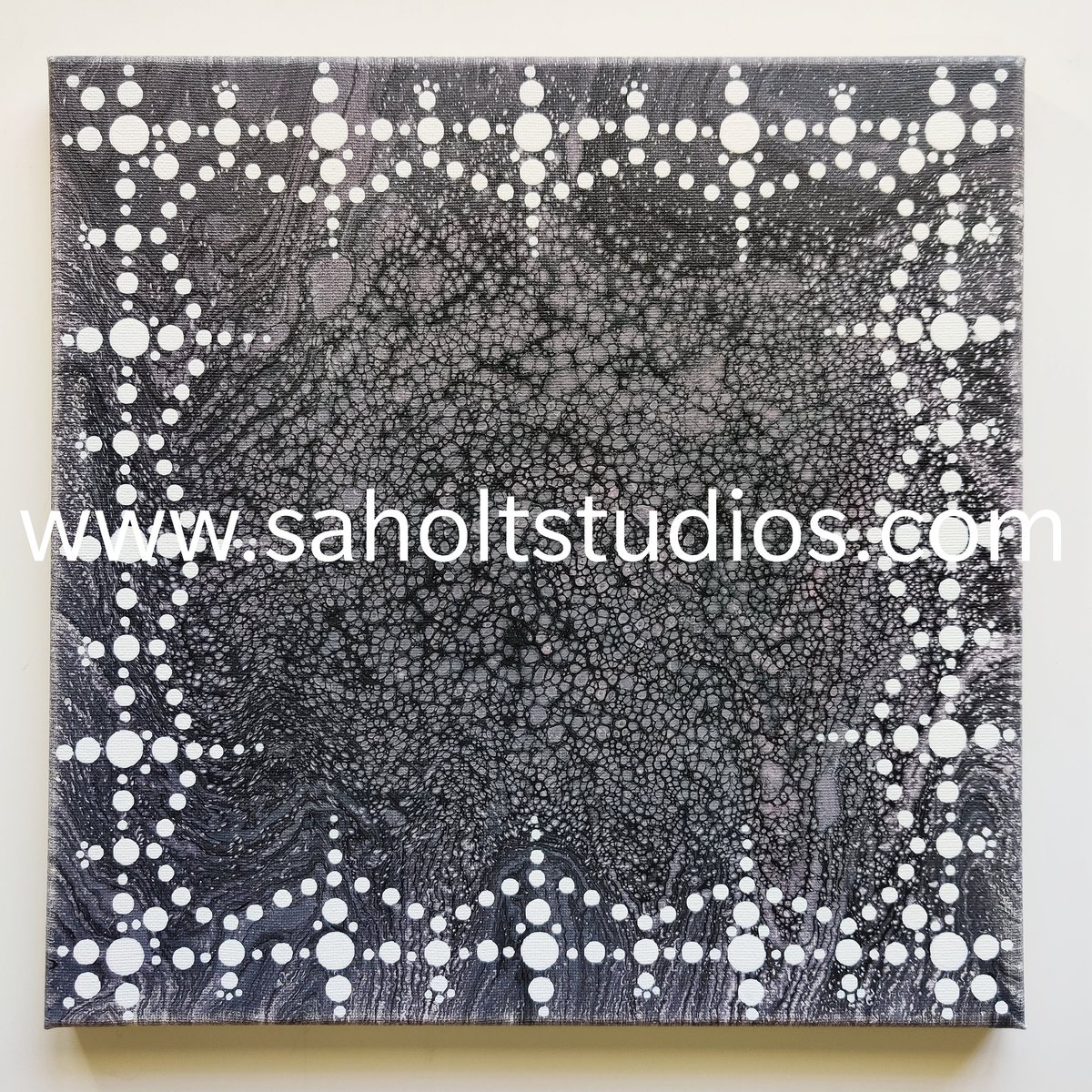 SusanHoltArtist's tweet photo. https://t.co/6JCmOxM6e5
#saholtartist #saholtstudios #artist #pourpainting #acrylicpour #acrylicflow #acrylic #paint #painting #canvas #art #design #abstract #modern #dots #dotmandala #mandala #linear #lineardesign #meditation #mindfulness #reiki #ooak #handmade #original https://t.co/xFyfD1EQi7