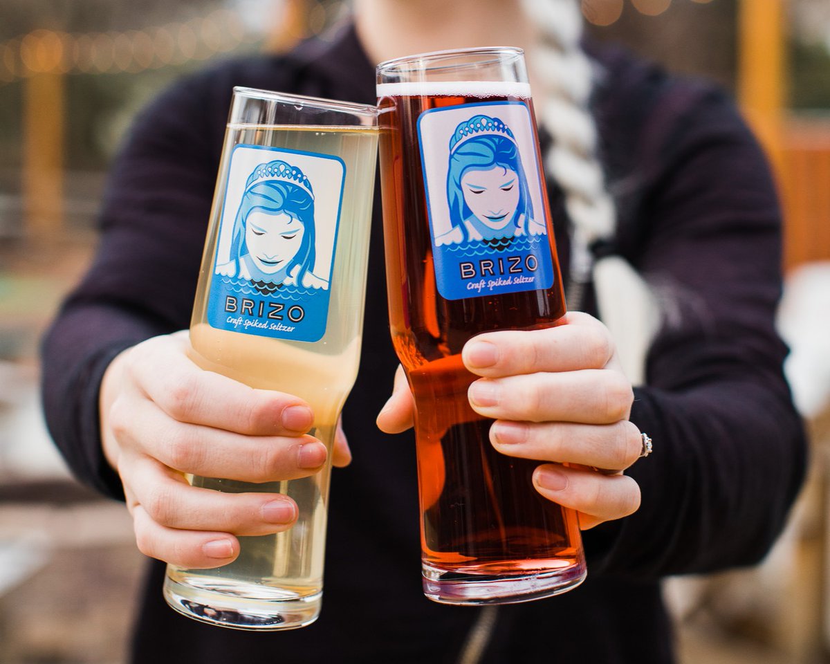 brizoseltzer's tweet photo. Always here to lend a cheers. 😊⁣
.⁣
.⁣
.⁣
#brewedbynoda #cltzer #brizoseltzer https://t.co/HE0ZwdUL4j