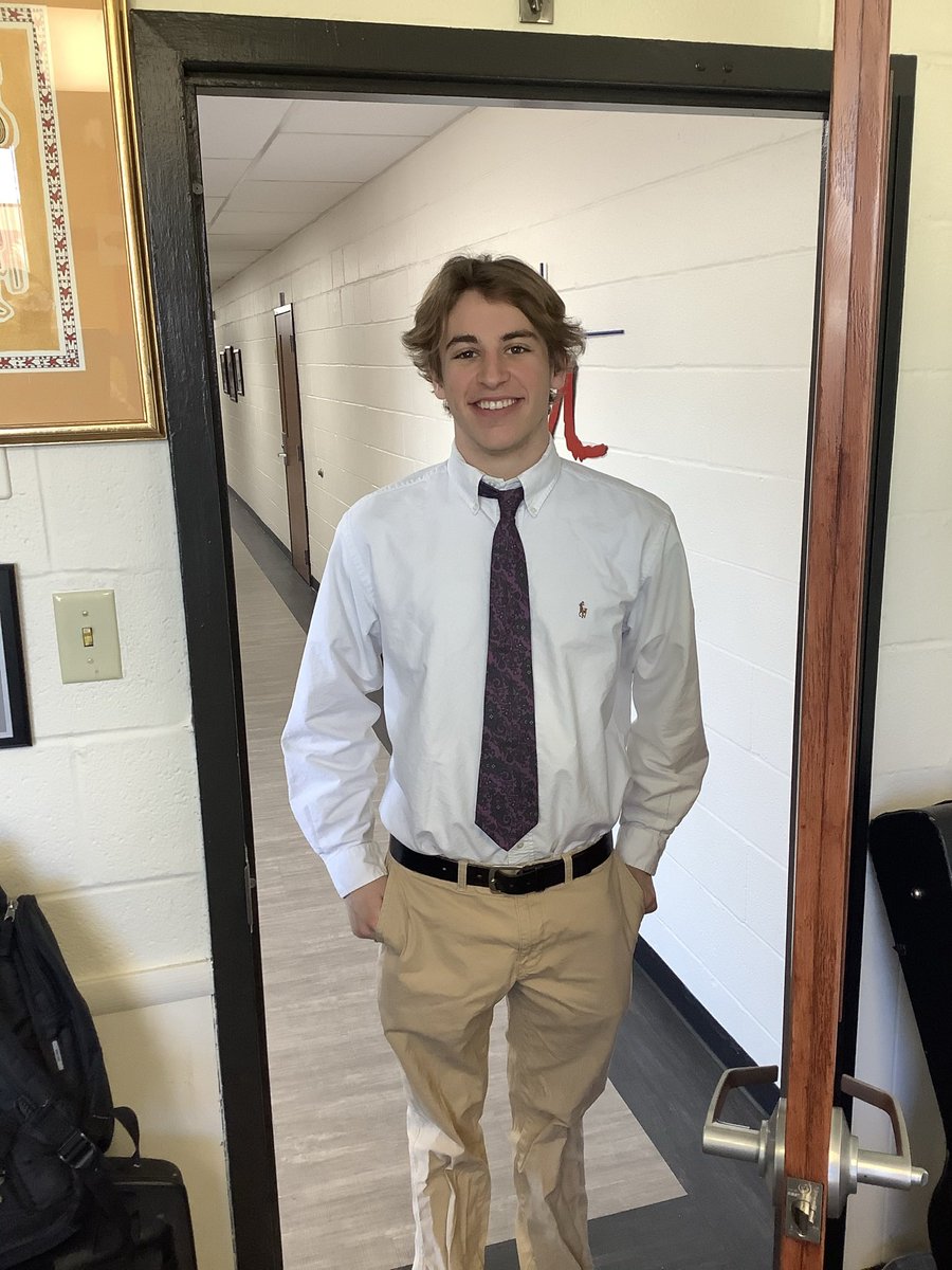 This is Jack. Jack is a <a href="/vianneygriffins/">Vianney Griffins</a> Senior. Jack came to school on a day he didn’t have to be here to proclaim the readings at a mass he didn’t have to go to. 

Be like Jack. #Lent21