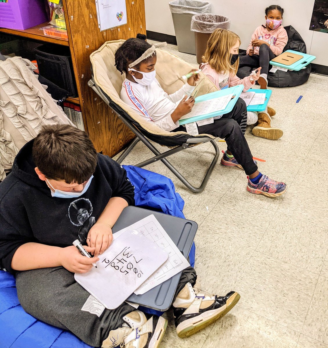 HelpfulHughes's tweet photo. So much learning happening today that my teacher heart is full. Hallway Fraction Scoot to apply fraction knowledge and after school tutoring sessions ❤️📒 https://t.co/sFpMKpAlLJ