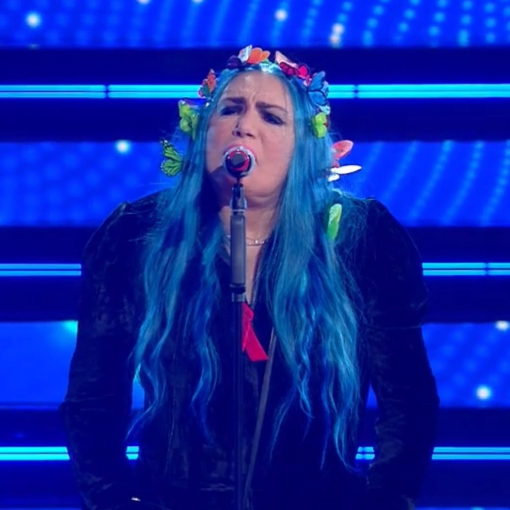 nessuno:

gli effetti su instagram:
#Sanremo2021