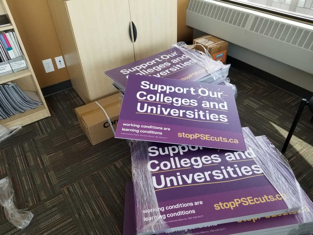 PIAlberta's tweet photo. Not happy about @jkenney's cuts to post-secondary education? Neither are we! 

Join us in pushing back against the cuts by putting up a lawn sign! Request one at https://t.co/L0KGD23Q2q

#stopPSEcuts #ableg #abpoli #abpse https://t.co/UNAtj4nGAt