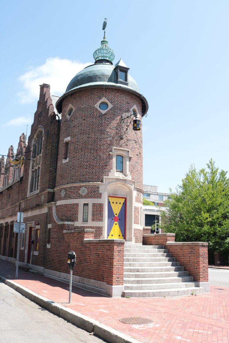 FREECAPS's tweet photo. @twitter @CollegeBoard #FREECAPS #TOUR #NAMETHECAMPUS #2021 https://t.co/PiqVJmQ5Lo