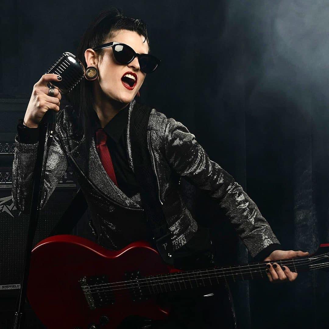 studio_o2o's tweet image. Some beautiful Musical shots😍🎙

Model: Kaylin Callahan
Photographer: Instagram.com/suicidedead 
HMUA: Instagram.com/catherinenoira…
.
#music #photography #modeling