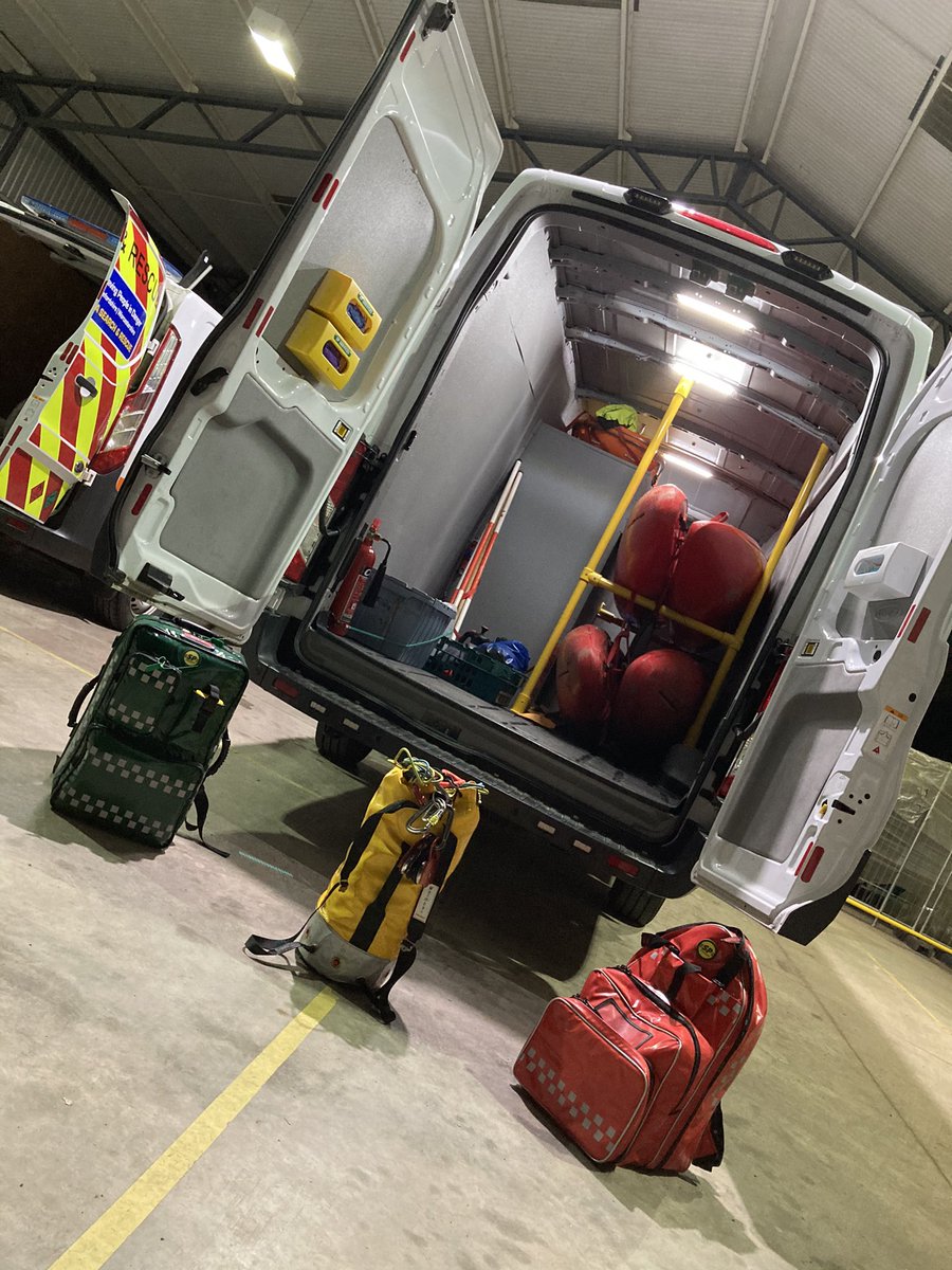 wmsar_Rich's tweet photo. Great session delivering kit familiarisation and litter handling techniques to our trainee ST’s tonight with @WMSAR_David #SearchandRescue #volunteers #Shropshire #Herefordshire #Worcestershire @WestMerciaSAR https://t.co/NiHZmQU3E5