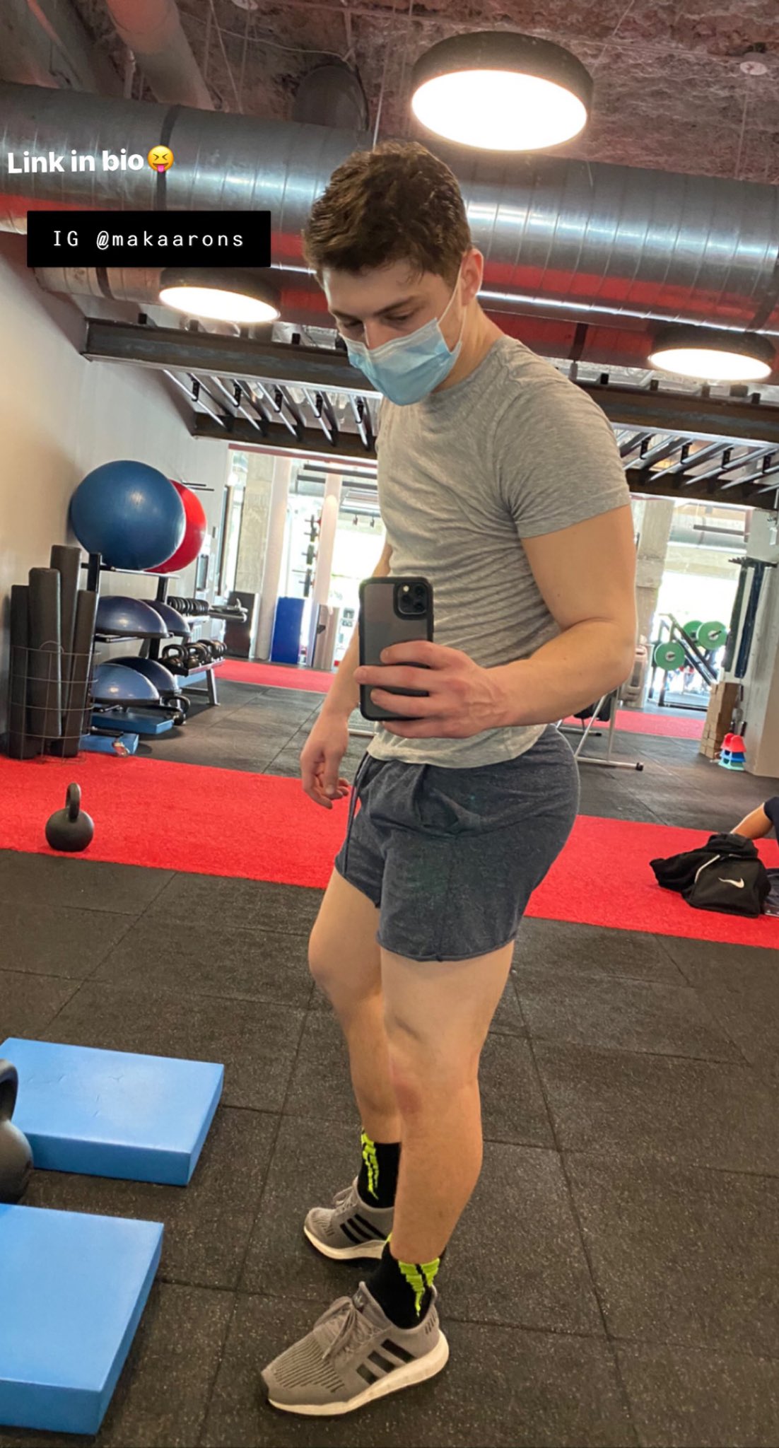 TW Pornstars - Mak Aarons. Twitter. 10:42 PM - 2 Mar 2021