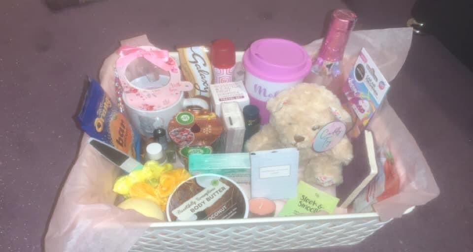 HamperShower's tweet photo. 💕Updated New Mother’s Day Hampers💕
Can be personalised too. #Like #Retweet #Join #Share #Pls🥰
@KSI @KarlJacobs_ @PlanHorizon @RealSavage @Loreal @KrisJenner @jamescharles @TMZ @KylieJenner @khloekardashian @selenagomez @TheEllenShow @ladygaga @iamcardib
https://t.co/ylhV7VIHuO https://t.co/VMIjBbMQjC