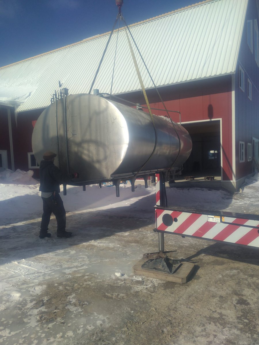 From one barn to another, with just a little swing ride in between!! #dairydonewell All in a day's work!💪