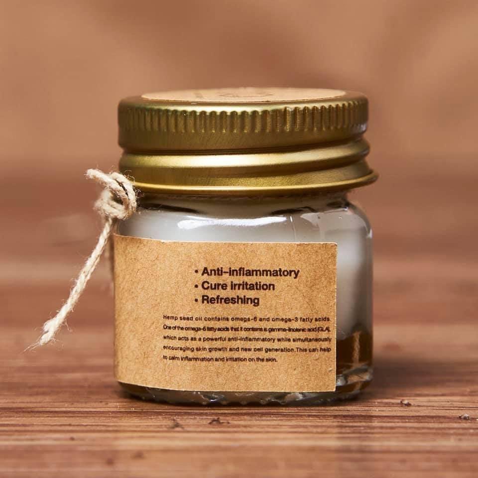 sedoungs's tweet image. Hemp balm

Hemp seed oil &amp;amp; base wax
-Anti-inflammatory 
-Cure irritation 
-Refreshing 

Net weight 15 gram
Price 290.-
#madeinthailand
 #hempbalm  #hempthai  #hempproduct  #thaihemp #hempthailand #กัญชารักษาโรค
#hemp #กัญชง