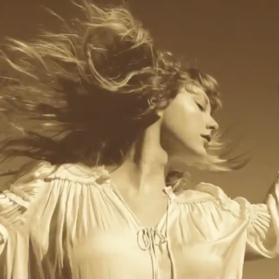 saffandahalf's tweet photo. @taylornation13 I think we should all try to get this hashtag trending!
 #TaylorSwiftIsLOVEDParty https://t.co/GmTWsI9ZiW