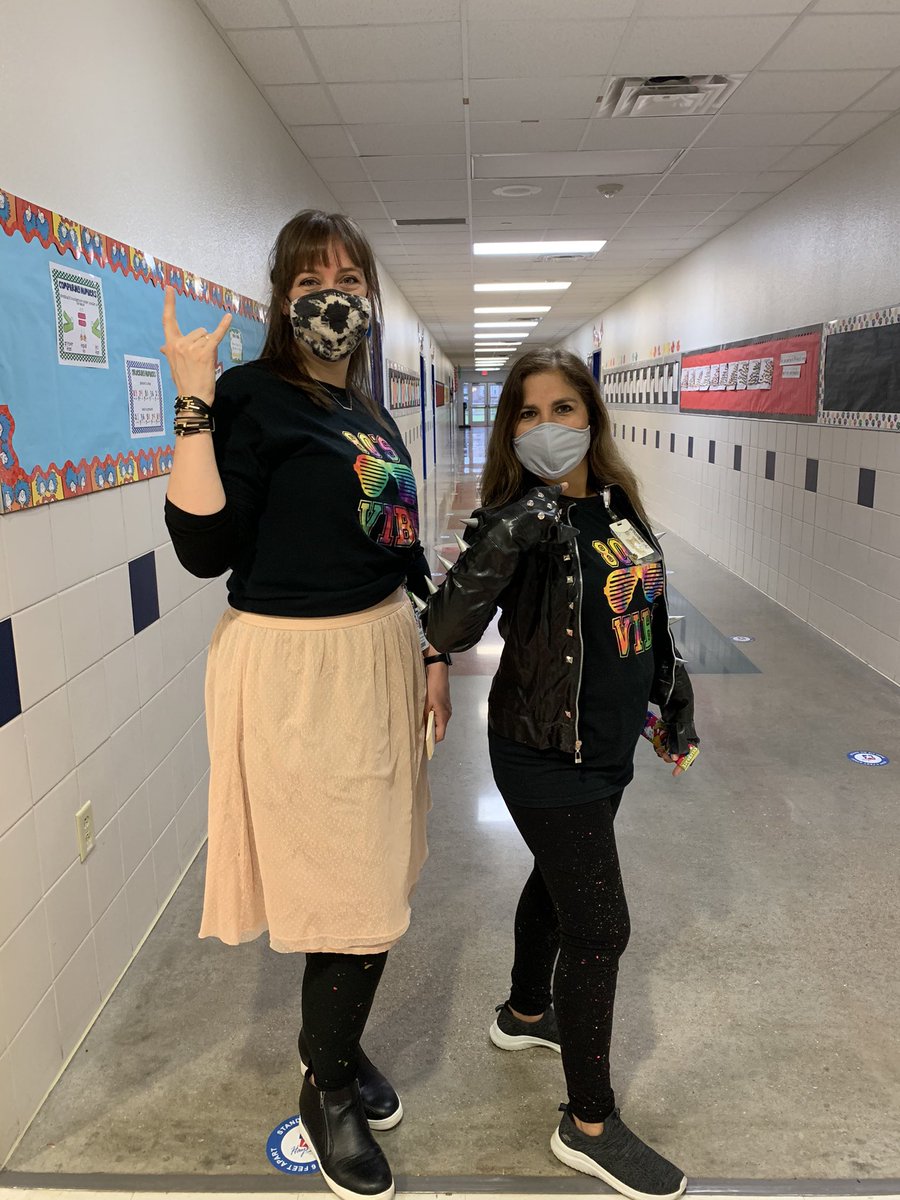 We are having a super fun week celebrating our love of reading and literature. Every day contains special reading themed activities in each class along with dress up opportunities. Tomorrow is @amyschutze’s favorite day!!! #hayslib #librarylady