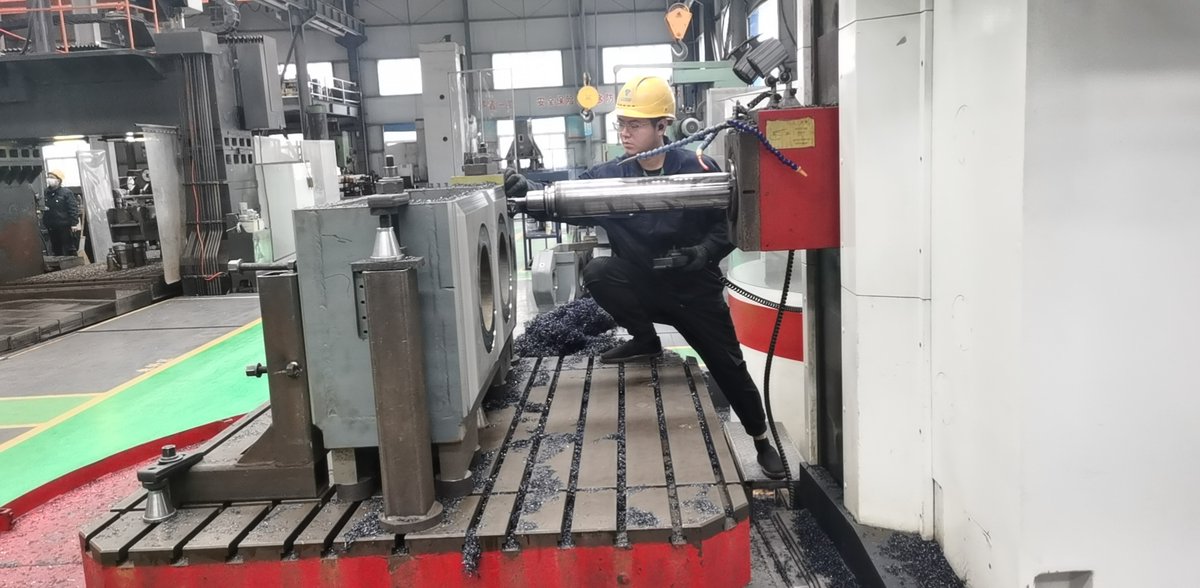 ZhejiangYongan's tweet image. High precision CNC tooling for #HydraulicVibroHammer #PilingMachine gear box. 
From Yongan Construction Machinery Company.