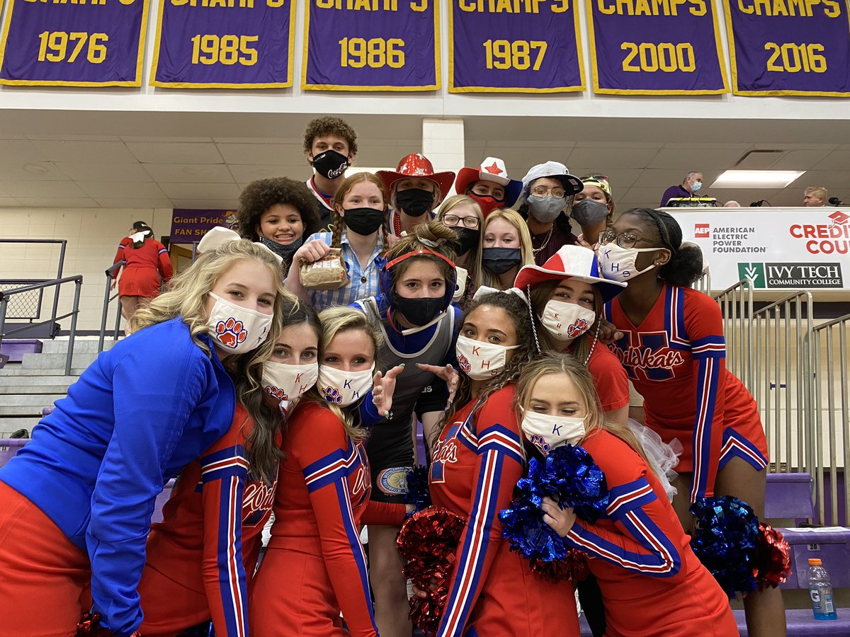 Best student section!!! 💙❤️<a href="/MemorialManiac_/">KHS Student Section</a>