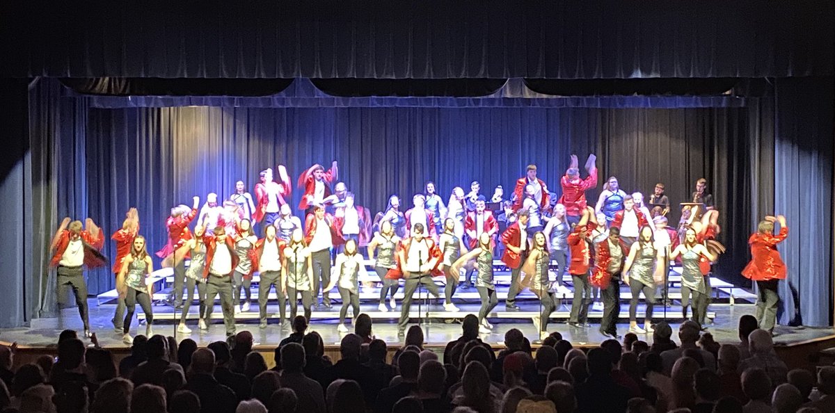 katemetzger63's tweet photo. Rhapsody bringing down the house #apsactivities https://t.co/xDg8zlDPXp