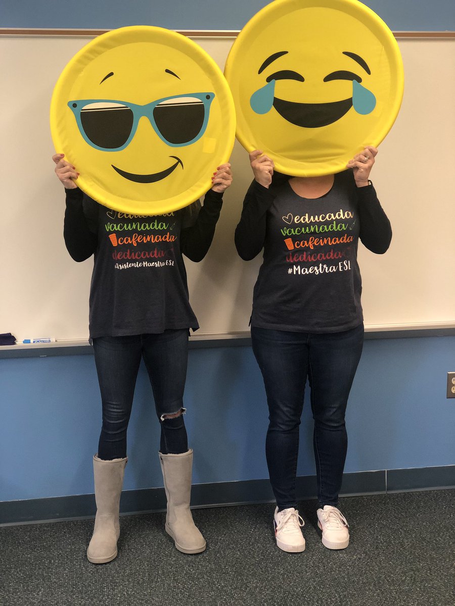 LDS_MrsRamos's tweet photo. Showing our shirts with words today. #bilingualkiddos @LDS_MrsRamos @DonovanSchool https://t.co/vwkMyy3pgl
