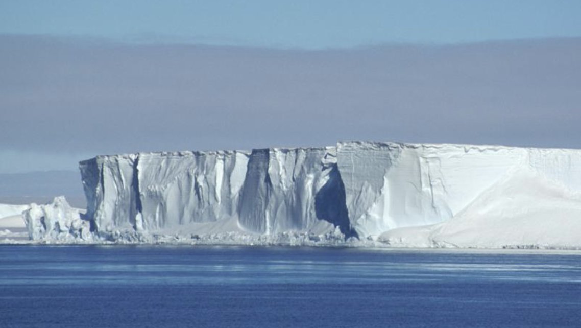 Forbes's tweet photo. An iceberg the size of Lake Champlain has broken away from Antarctica https://t.co/G8iEJxFvRK https://t.co/kfgfDwilKk