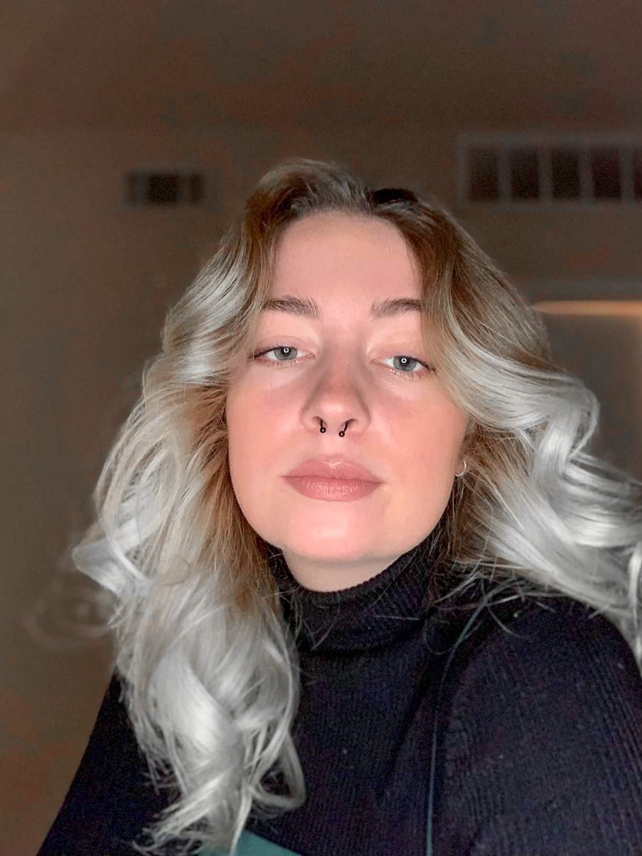 meganheid99's tweet photo. 🤍🖤 https://t.co/ylL1EJUOA9