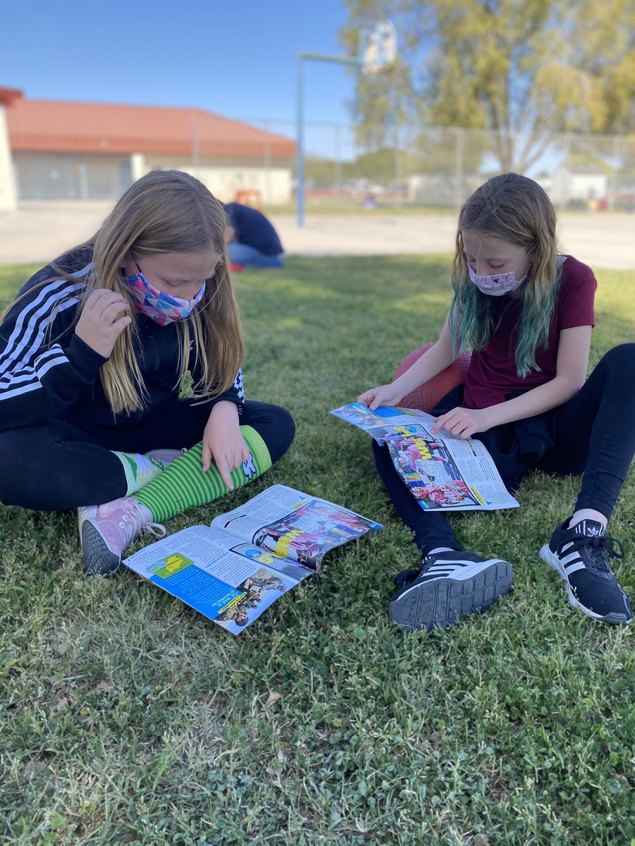 Mrs. Santa Cruz tweet media