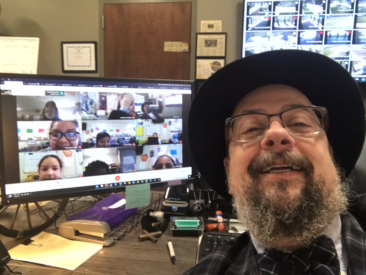 TeamThroneberry's tweet photo. 📚Read Across America 2021 version 💻 @HPEStigers #virtualreadaloudforguestreader #youreonmute #thirdgraderocks #teamthroneberry https://t.co/iFSaSFus52
