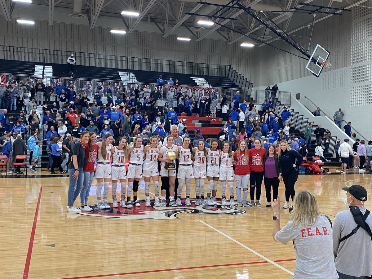 pondergirlsbb's tweet photo. Your Ponder Lady Lions capture the 3A Region II Finals Championship with a 42-29 victory over @ladytiger_ball tonight at Denton Braswell!
#HoldTheRope #RunPressForgetTheRest #CEFHNF #TwoMore
@DRC_HSsports @TXHSGBB @SportsDayHS @VYPEDFW @ReeceWaddell15 https://t.co/6ATEoNdYb5