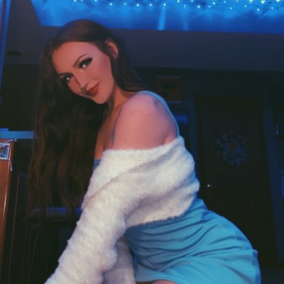 madip29's tweet photo. #NewProfilePic &amp; then some 😽 https://t.co/JrsKuCWuG7