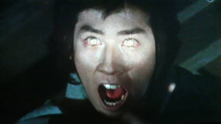 能力者キャラクターの目が光る表現 日本では瞳だけが光りアメコミなどでは目全体が発光するのはなぜ Togetter