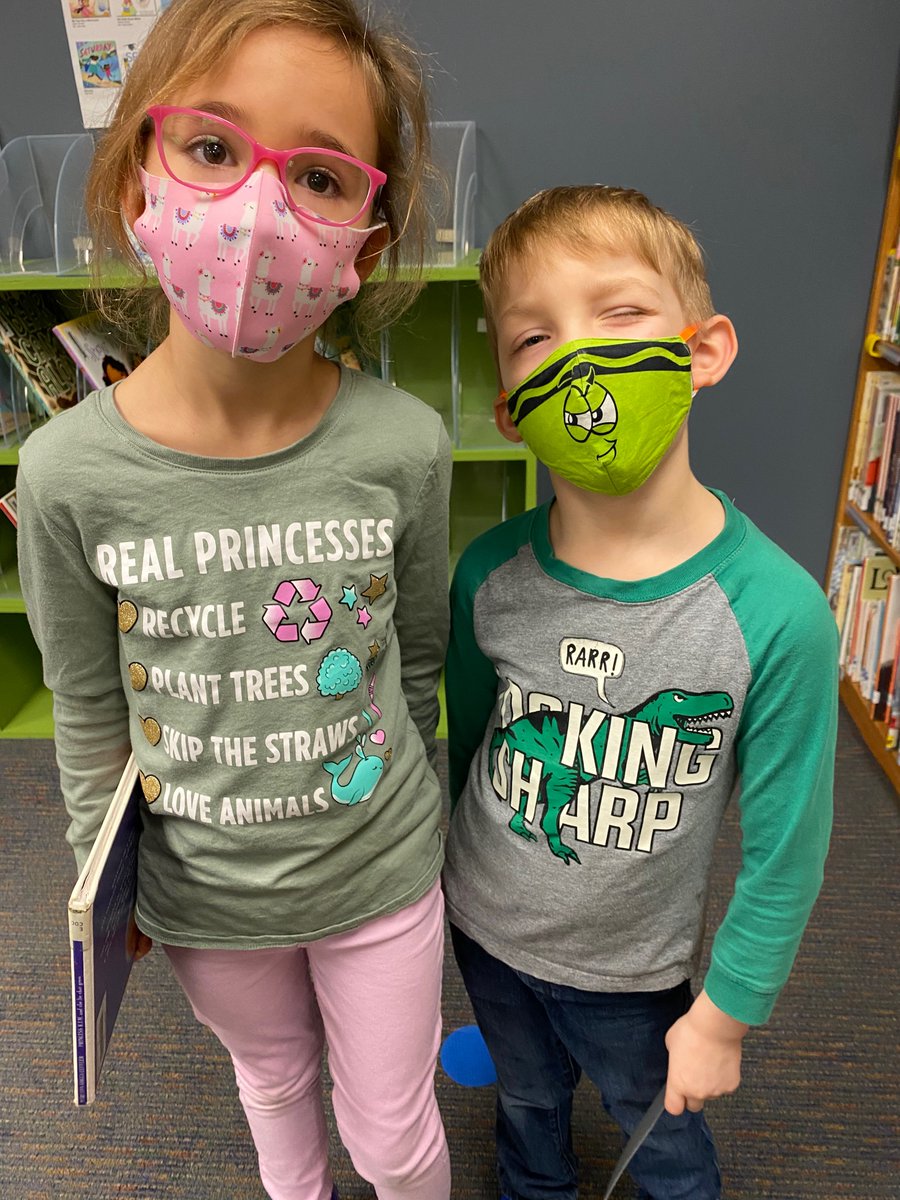 Hall Elem Library (@hallelemlibrary) on Twitter photo Read Across America Day 1:
Can you read my shirt?<a href="/ClearCreekISD/">Clear Creek ISD</a> <a href="/CCISDLibrary/">CCISD Library Dept.</a> <a href="/HallHawks/">Hall Elementary</a> Read Across America Day 1:
Can you read my shirt?<a href="/ClearCreekISD/">Clear Creek ISD</a> <a href="/CCISDLibrary/">CCISD Library Dept.</a> <a href="/HallHawks/">Hall Elementary</a>