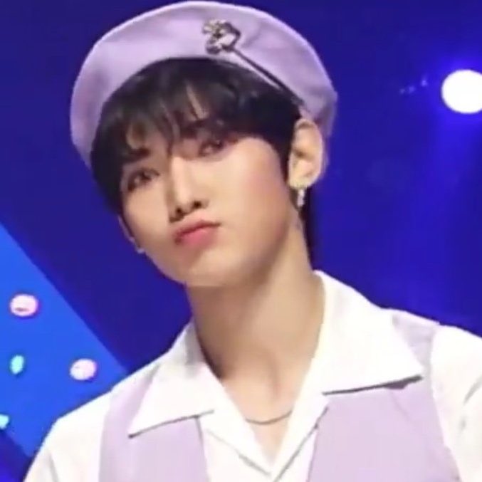 KYSFILE's tweet image. he pouts