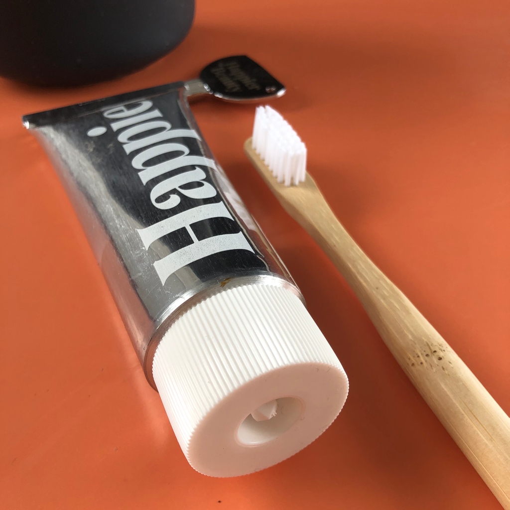 PebbleMagazine's tweet photo. 🤗 We’ve partnered with @HappierBeauty to make you smile. 

🙌 WIN a one year Happier toothpaste subscription and Squeeze Key worth £100!

📧 Subscribe to both @PebbleMagazine’s and @HappierBeauty’s newsletters to enter. 

Competition ends 31 March 2021

https://t.co/q5CbrPibx3 https://t.co/PmbA1YEXqt
