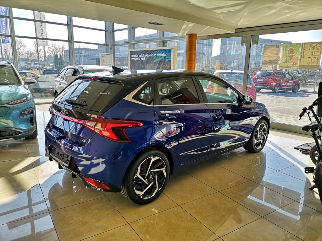 Čudovita barvna kombinacija na I20, ki nas je že zapustil. 😍

Vas tudi zanima nakup novega I20?
Več informacij izveste tukaj 👉:  bit.ly/3e5M3ye

☎️Tel.: 01-7240143
📫info@subelj.si

#AcŠubelj #hyundai #hyundaislovenija #i20