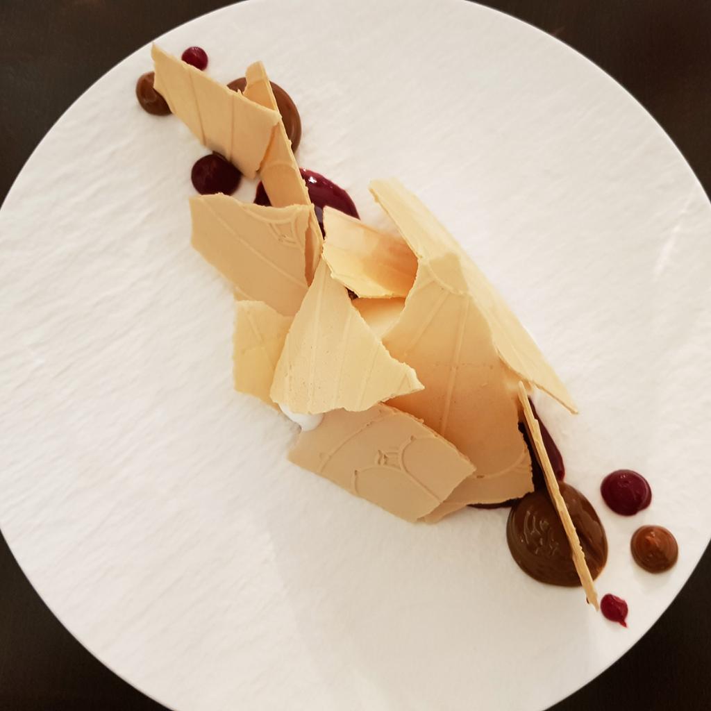 #MomentosGM
¿Conoces la cocina colombiana? En <a href="/QuimbayaRest/">QUIMBAYA by Edwin Rodríguez</a>, en pleno barrio de Chamberí de #Madrid, descubrirás una cocina de autor llena de detalles que te acompañará en un viaje gastronómico que te sorprenderá.