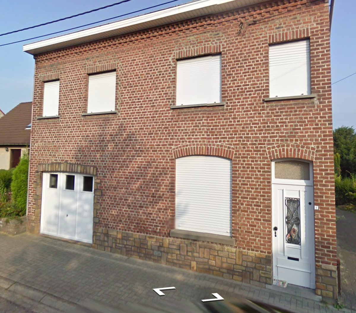 Tout est dit: voici le siège de #Doclr à Oud-Heverlee (2): à sa décharge, la ministricule-PME n'est pas responsable des bugs des multiples bases de données . Mais, comme le note par ailleurs <a href="/lecho/">L'Echo</a>, leur helpdesk est un groupe WhatsApp où une seule personne semble répondre.