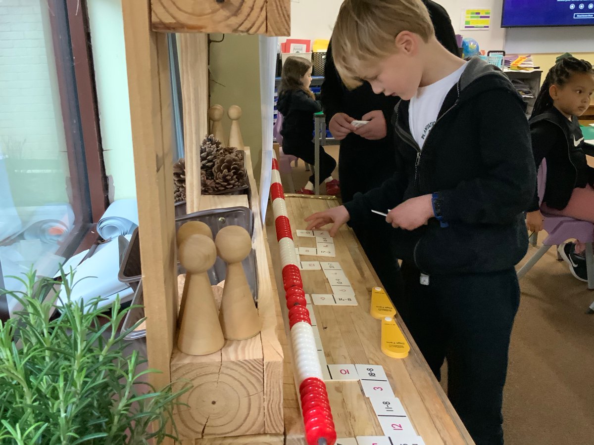 Plant_MrFillis's tweet photo. Thanks to @garden_primary for this amazing build for our new calculation station! We’re introducing recycling and natural materials into class. Children have loved using it - keep checking to see how this develops.
@MathsMummy #calculationstation https://t.co/9SMHS4eeJp