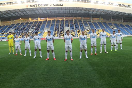 北海道コンサドーレ札幌公式 Half Time 福岡 1 3 札幌 21jリーグybcルヴァンカップ 第1節 ドウグラス 選手は２得点 中島大嘉 選手はプロ初ゴールです Consadole コンサドーレ ルヴァンカップ スカパー T Co Cio18b7udd