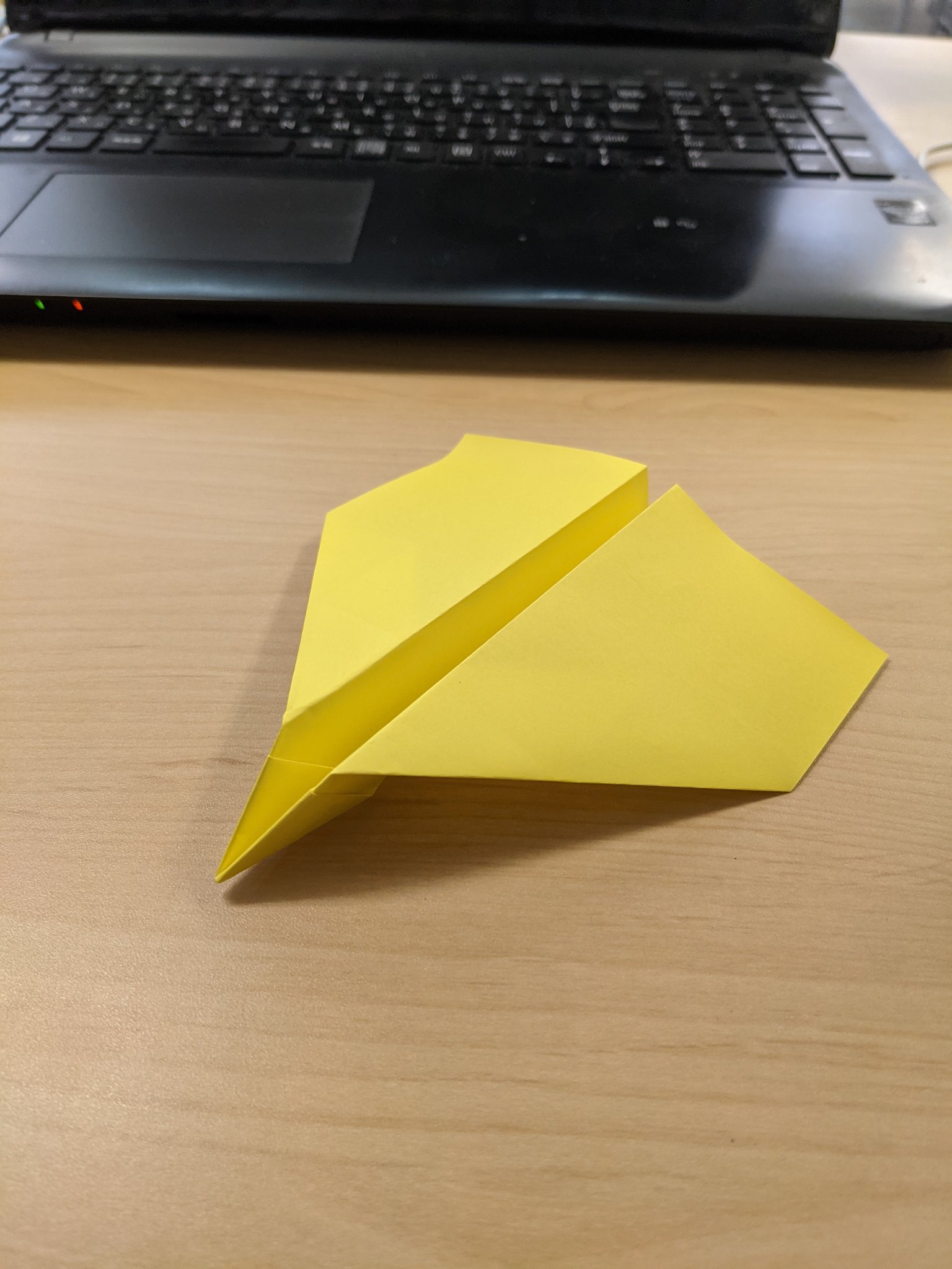 紙飛行機も折れないとは Tetsu Juku