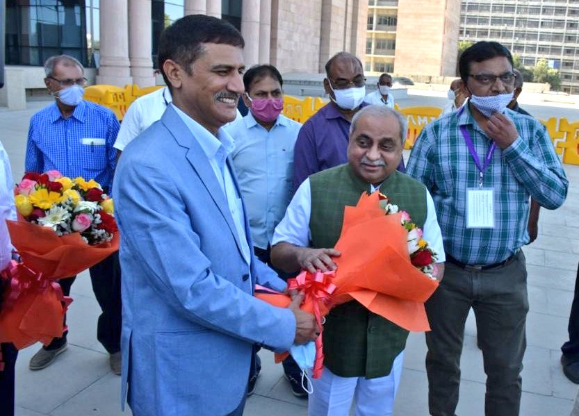 Nitin Patel tweet media