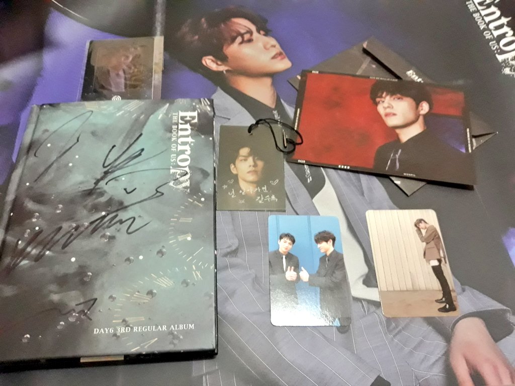 happystationph's tweet photo. [WTS/LFB] DAY6 TBOU: ENTROPY ALBUM - CHAOS VER. (SIGNED)

- complete inclusions
- may konting lukot lang yung poster but other than that ok na lahat

Price: P3,500 + lsf

MOP: GCash, BPI, UNIONBANK
MOD: ABest, same-day delivery https://t.co/fnoCEjR9B2