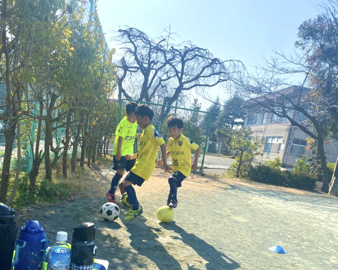 【#fcp1年生 vs FC東海岸戦】

FC東海岸さんと試合をさせて頂きました✨

詳しくはFacebookにて⚽️

#fcp1年生 #FCPORTA #選手募集中