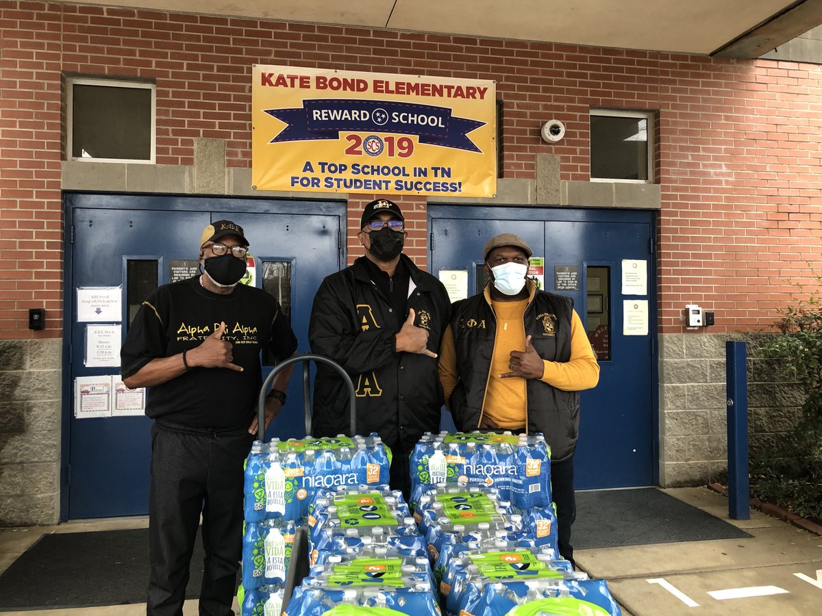 We are completely hydrated thanks to the Bros. of Alpha Phi Alpha Fraternity Inc.  They donated 20 cases of water to Kate Bond courtesy of Sigma Rho Lambda Chapter. #alphaangelforlife ⁦<a href="/SCSSuptRay/">Dr. Joris M. Ray</a>⁩ ⁦<a href="/jtresvant/">Josalyn Tresvant</a>⁩