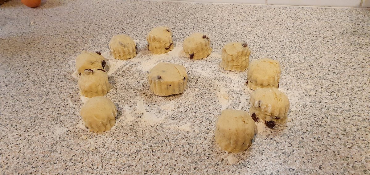 CravenScience20's tweet photo. Up early so decided to do some home chemistry - baking scones #kitchenchemistry #Food #baking https://t.co/g4zNQb89mx