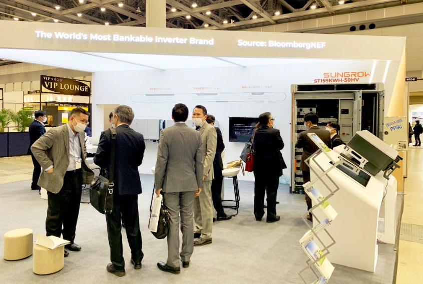 Sungrow_Power's tweet image. What a busy first day at #WorldSmartEnergyWeek 2021 with lots of inquiries and interests in our advanced #PVsolutions. Come by and meet our team to talk about your next solar project!