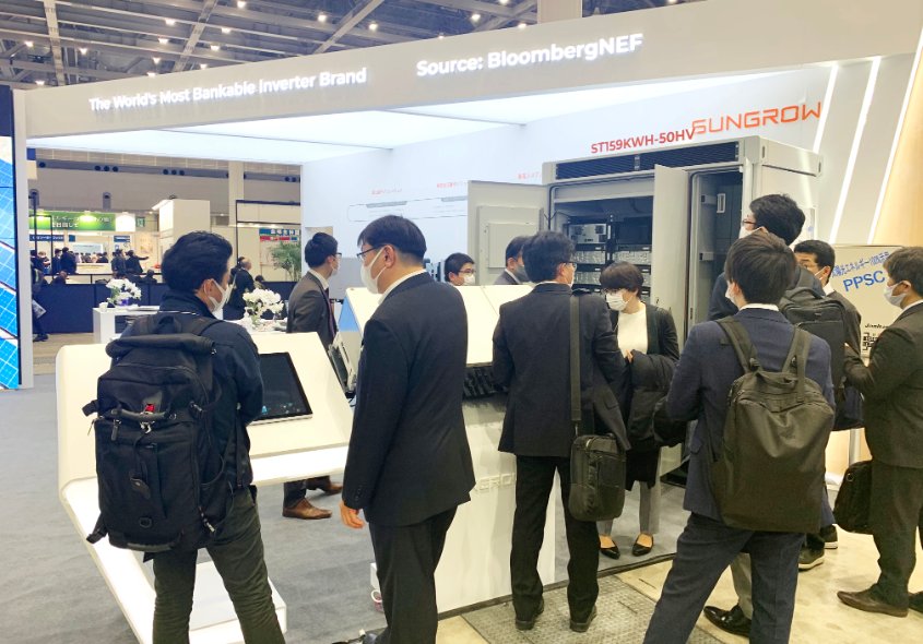 Sungrow_Power's tweet image. What a busy first day at #WorldSmartEnergyWeek 2021 with lots of inquiries and interests in our advanced #PVsolutions. Come by and meet our team to talk about your next solar project!