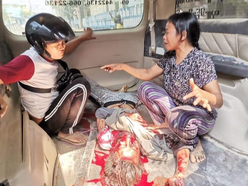 Today ,at Myin Chan   
14 year-old boy has died after being shot in the head  .TW//blood 
Military Junta still using real gun to shot to Protestor .Where is Human rights ?We need justice .How many dead bodies needed to UN take Action? <a href="/OHCHRAsia/">UN Human Rights Asia</a>  <a href="/RapporteurUn/">UN Special Rapporteur Tom Andrews</a>  <a href="/SchranerBurgen1/">Christine Schraner Burgener</a>