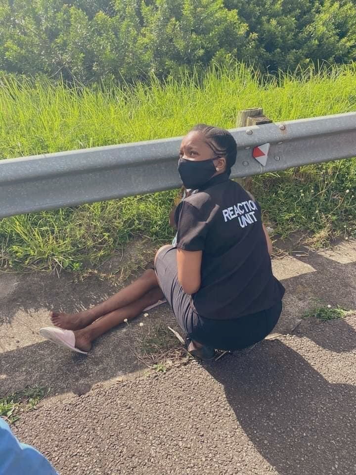 BaeWatch411's tweet image. A 25 year old woman was dumped in a cane field after she was raped at gun point by a taxi driver &amp;amp; his conductor on Monday.

She made her way to the highway where she flagged down a passing motorist who contacted Local authority for assistance.

#WomenAlert #WomenLivesMatter