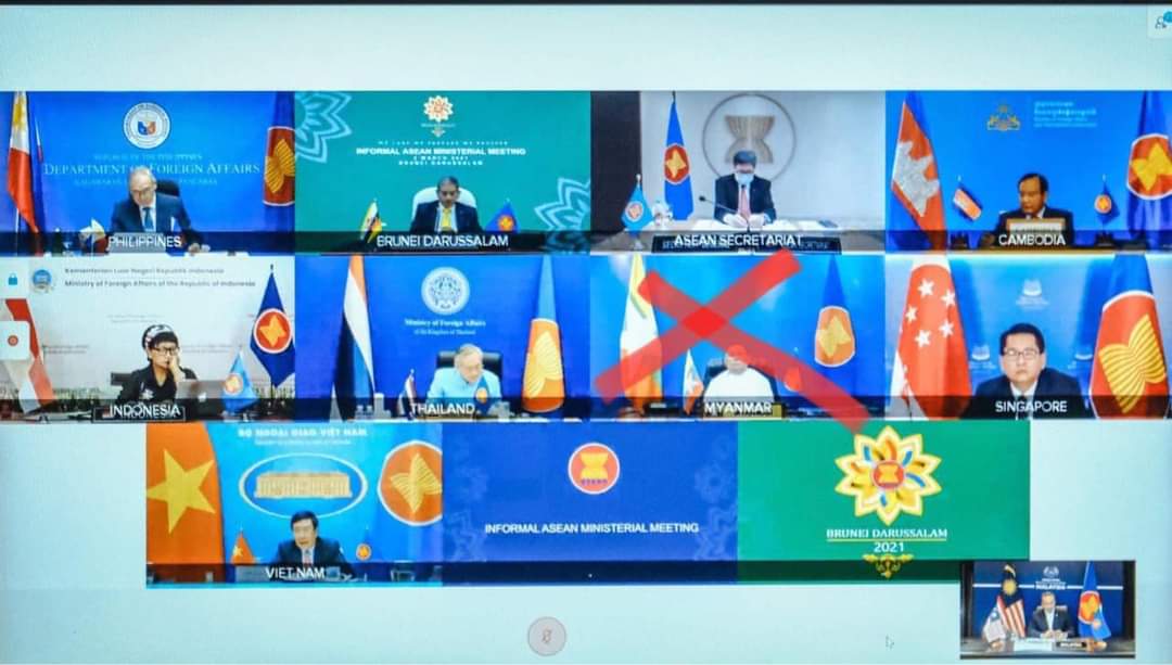 ch_paing's tweet photo. While Informal Ministerial meeting on Myanmar crisis was on limelight, Junta appointed Minister U Aung Naing Oo attended 27thAEM Retreat Meeting yst. @ASEAN, we have told what Myanmar people want is to not recognize that Terrorist group as our government. #WhatsHappeninginMyanmar https://t.co/b29W7C4lDg