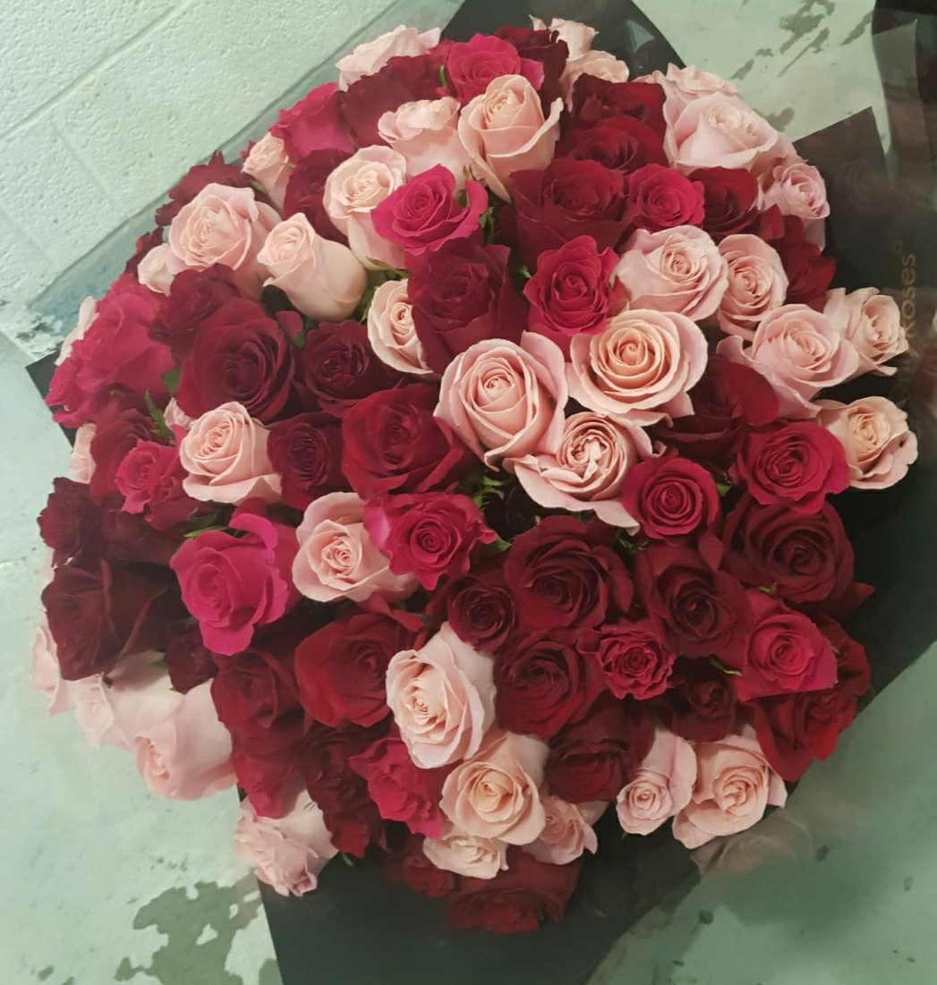 OnlyRoses tweet media