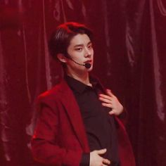 aijaeyun's tweet photo. Jake own the Red #JAKE @ENHYPEN_members @ENHYPEN https://t.co/a7wEZHrqyI