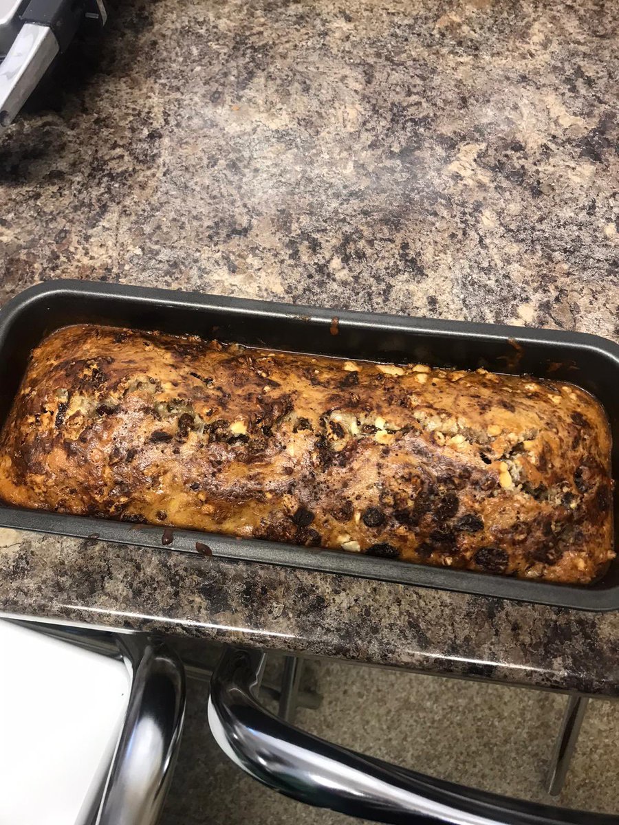 SLC_Bellerby's tweet photo. Another fun filled weekend of baking for the @SLC_Bellerby girls. This time banana loaf & chocolate brownies. Had to be quick to take these photos as they were soon gone! ππ«π°π #boardinglife #makingmemories #learningtobake #lifeskills #iloveboarding #weekendfun #wearefamily https://t.co/kVhJXEUaUA
