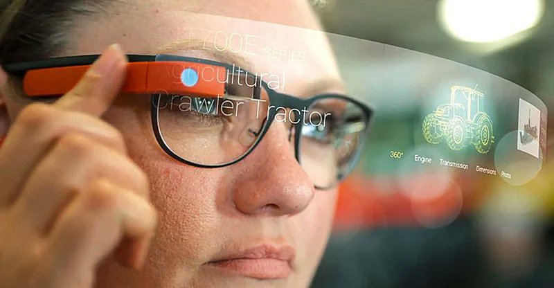 WearableTech's tweet photo. How #Wearables will make workplaces of the future more distributed and networked. Experts believe the next stage of development will be the transition to the distributed and immersive workplace. https://t.co/sc3RGWsfJe #futureofwork #werabletech https://t.co/J7c25dCXTW